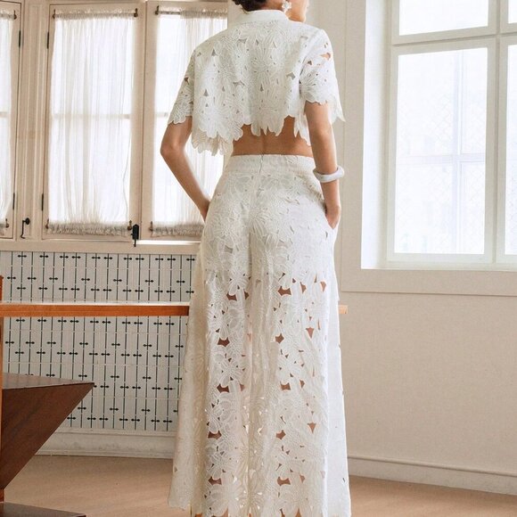 White Preppy Women's Woven Embroidered Short Sleeve Crop Top Pants Set - Picture 2 of 8